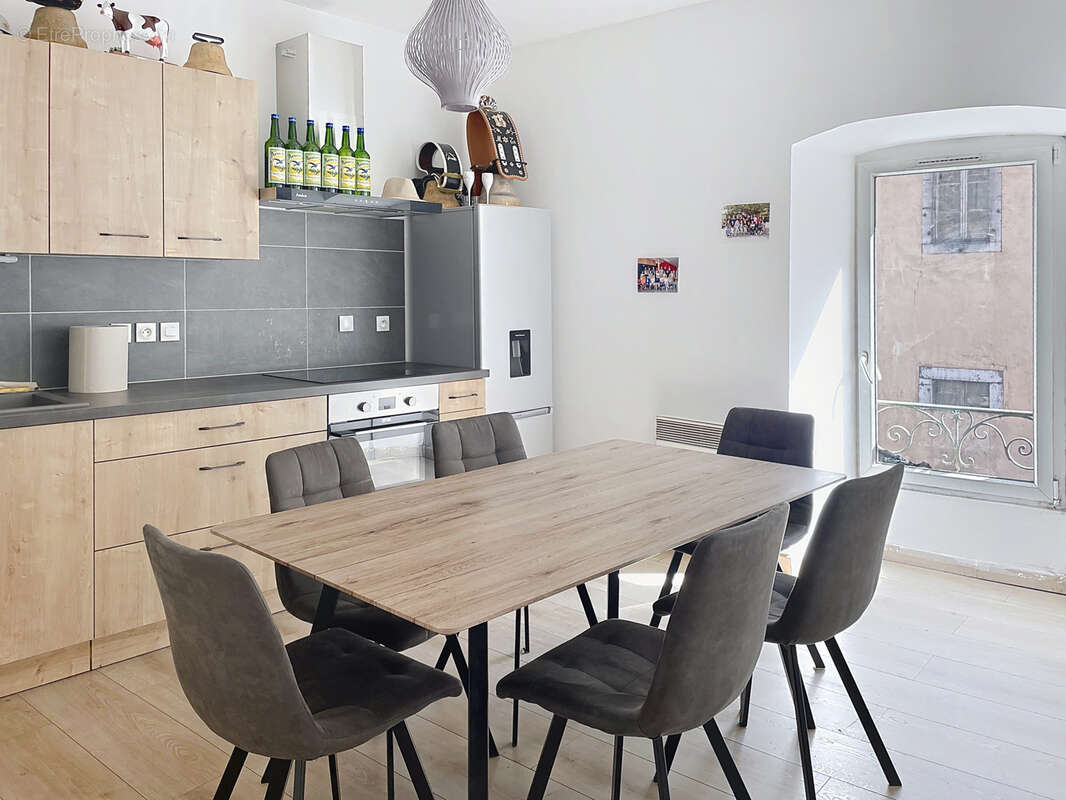 Appartement à LA ROCHE-SUR-FORON