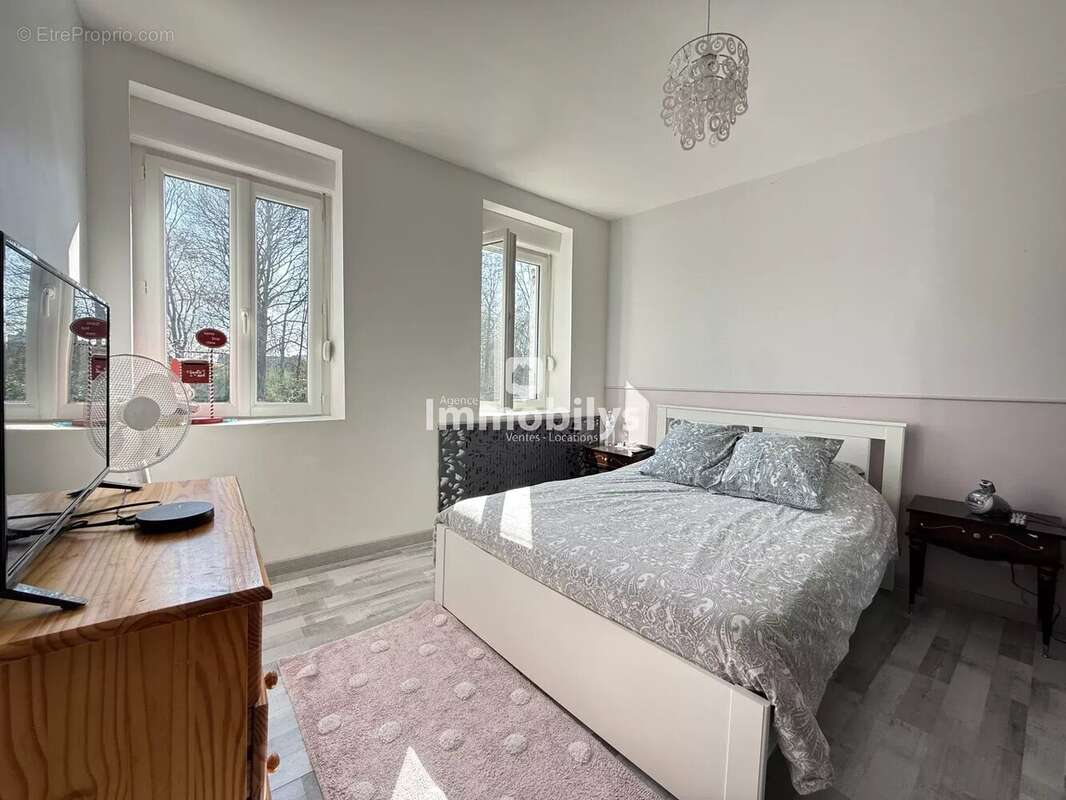 Maison à AUBERCHICOURT