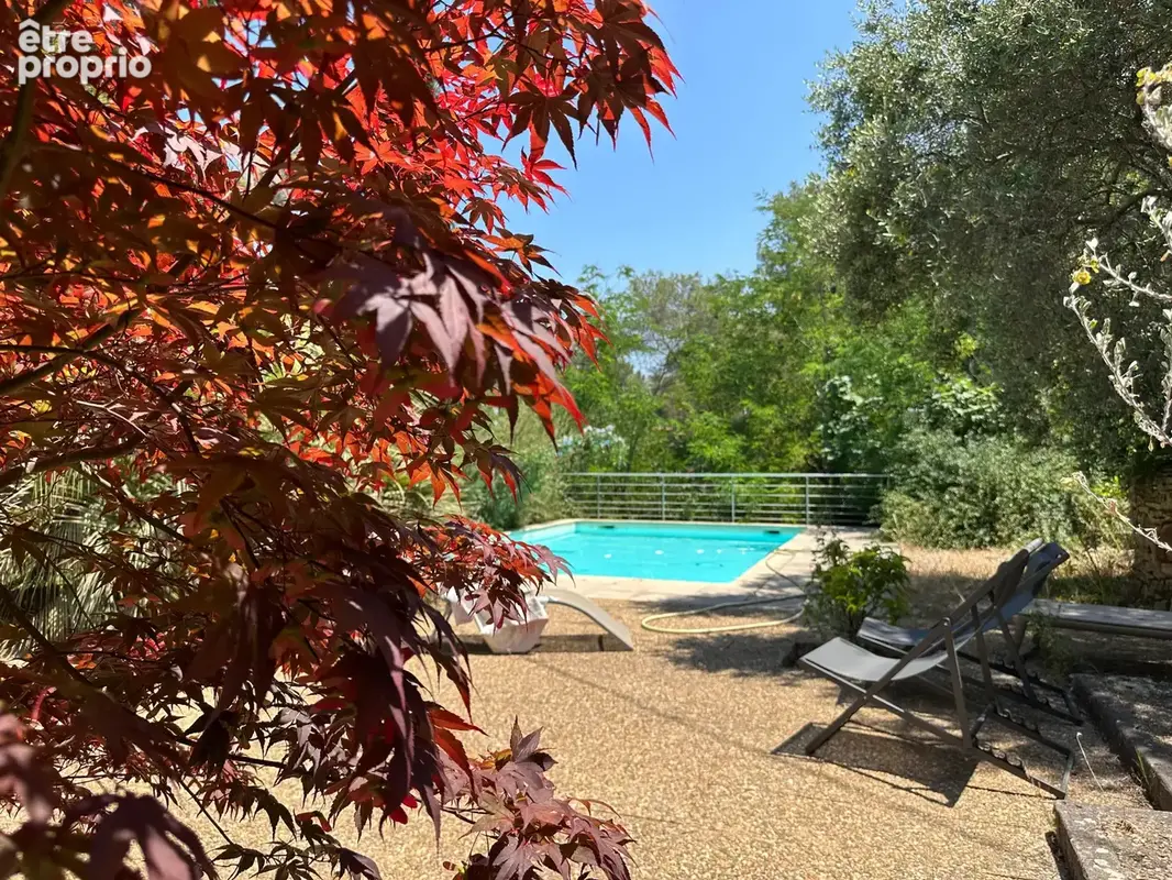 À  LA CIOTAT, charmante Villa T5 de 145 m2 avec studio indépendant et piscine - photo 5