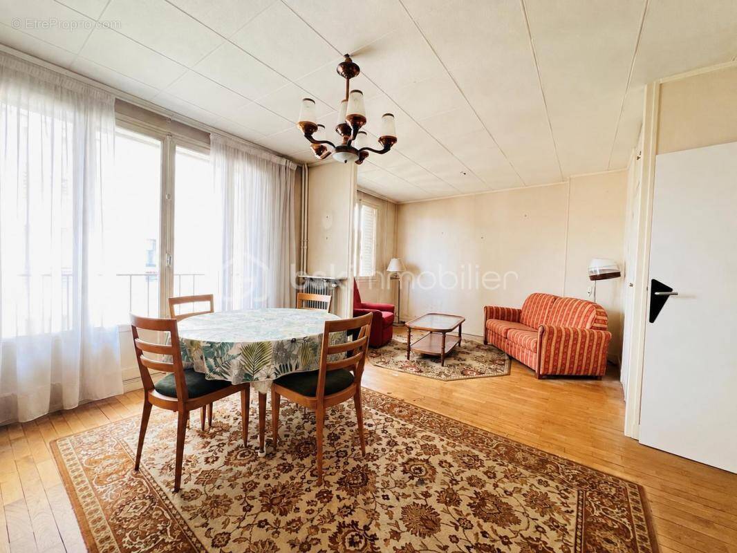 Appartement à LE KREMLIN-BICETRE