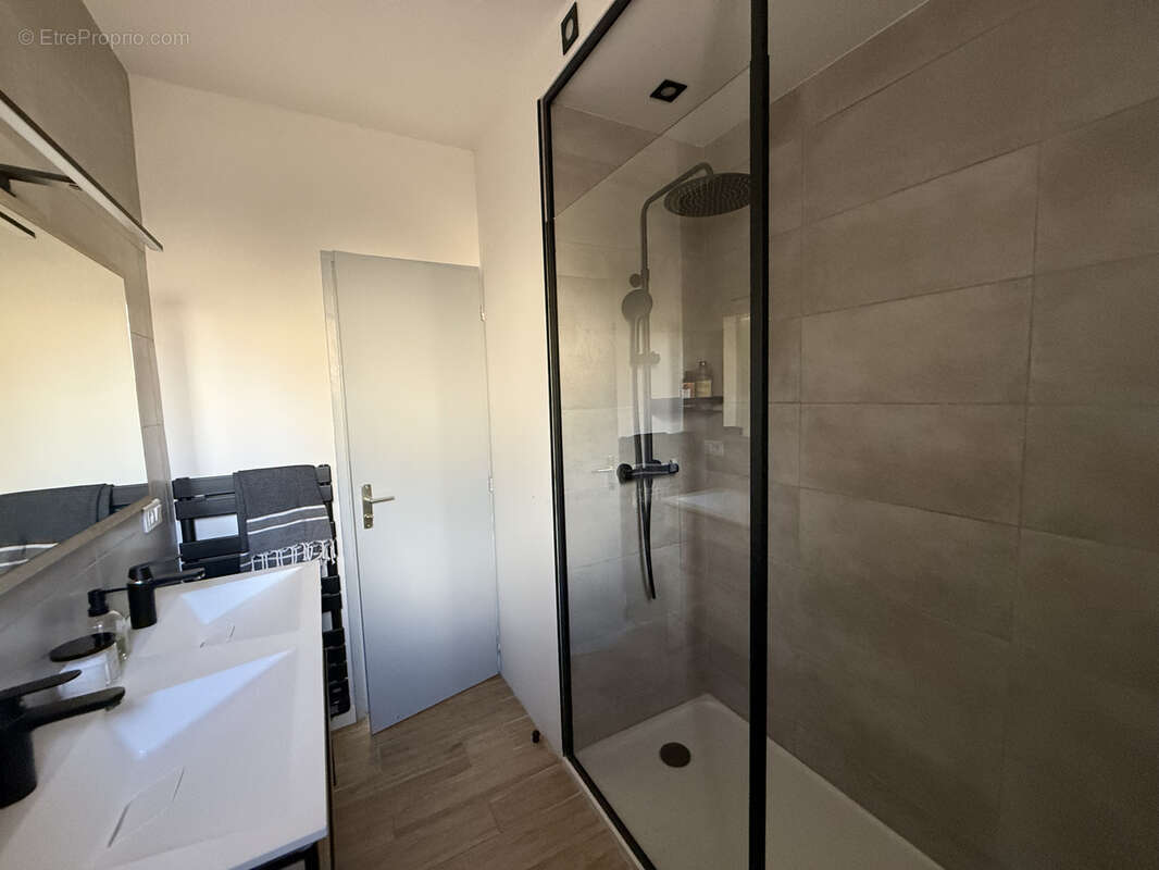 Maison à LA CALMETTE