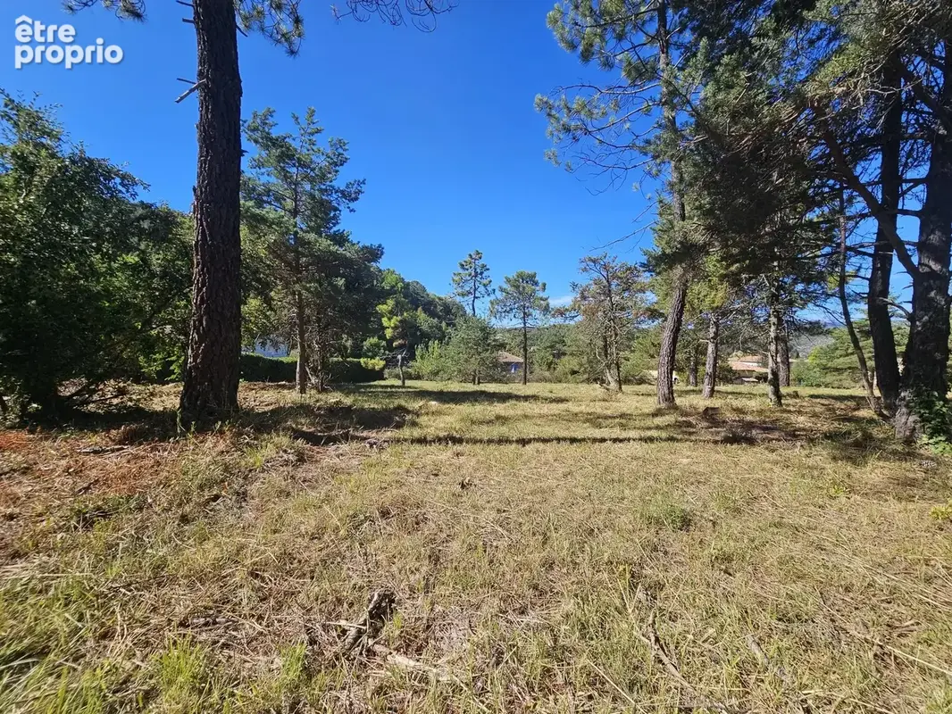 Terrain à LEVENS