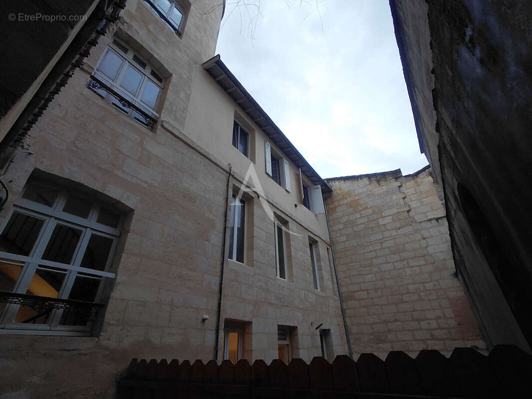 Appartement à BORDEAUX