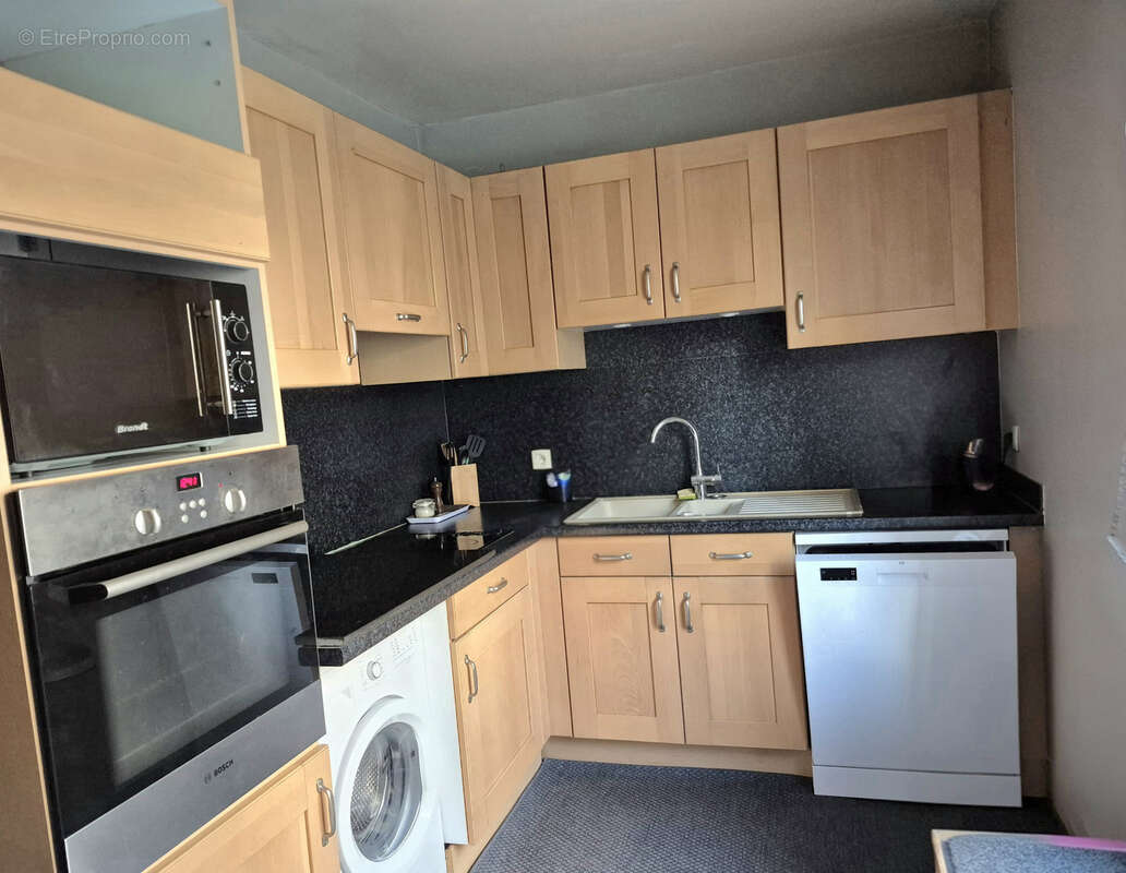 Appartement à THIAIS