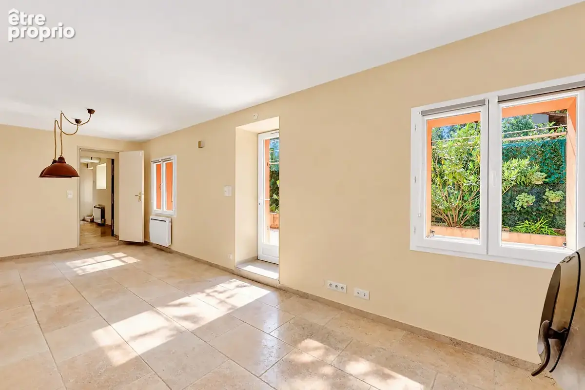 Maison 6 pièces 148 m² à vendre à Saint-Antonin-Sur-Bayon (13100) - photo 8
