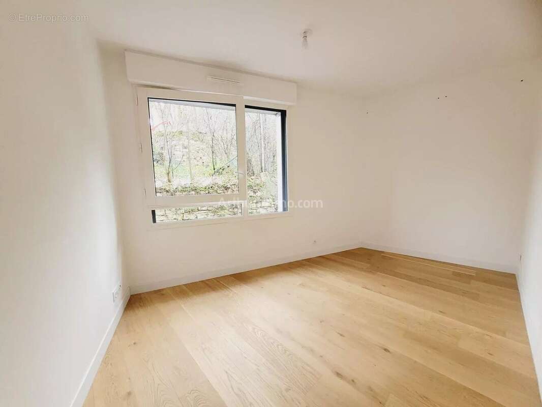 Appartement à ISSY-LES-MOULINEAUX