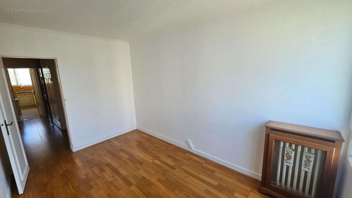 Appartement 3 pièces 59.60m²  JOINVILLE-LE-PONT - photo 2