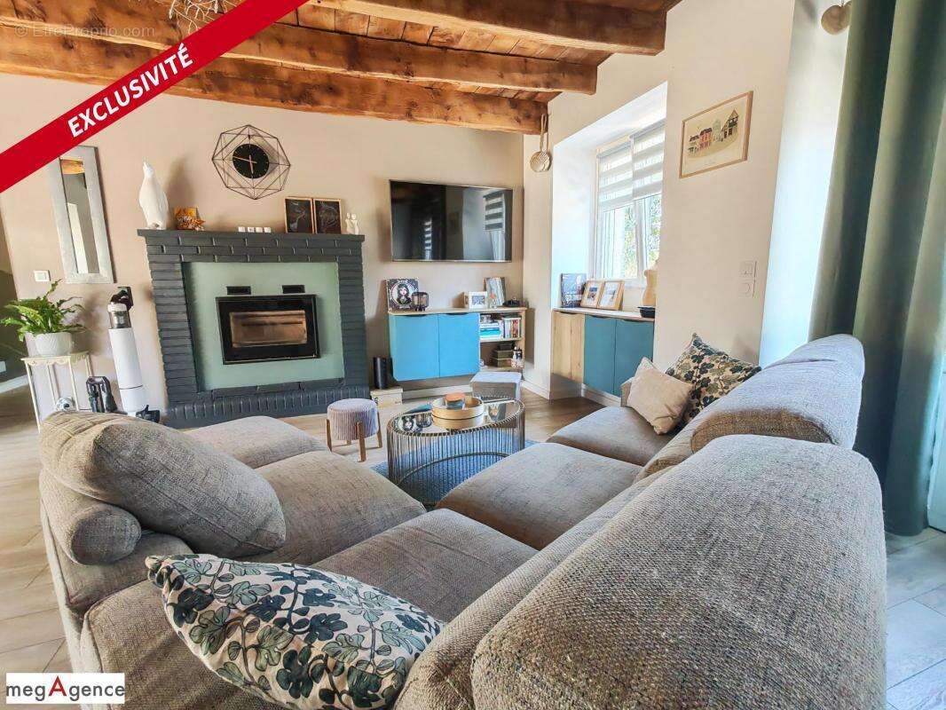 Maison en pierre 147 m² - 4 chambres - terrain 1940 m² - MEILLAC - photo 5