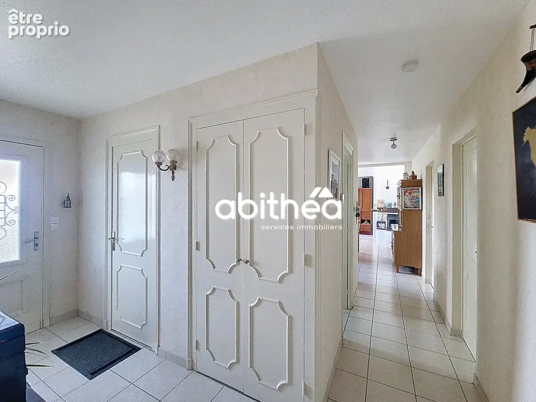 MAISON SUR SOUS SOL  5 chambres 170m2 hab  1071m2 - photo 2