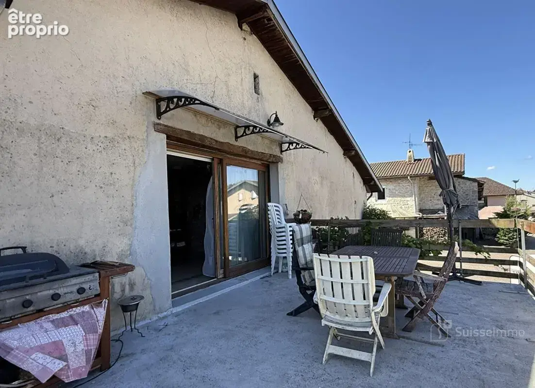 Maison de village Oyonnax 3 pièce(s) 98 m2 et dépendances - photo 8