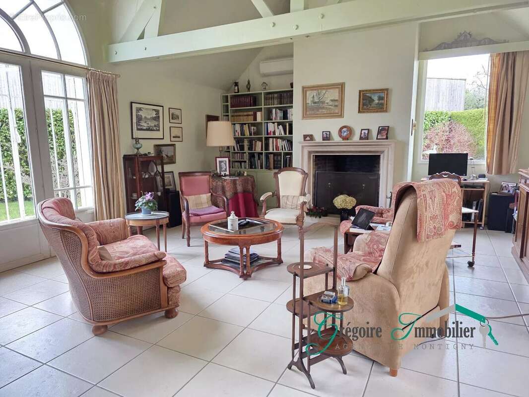 Maison à LA GENEVRAYE