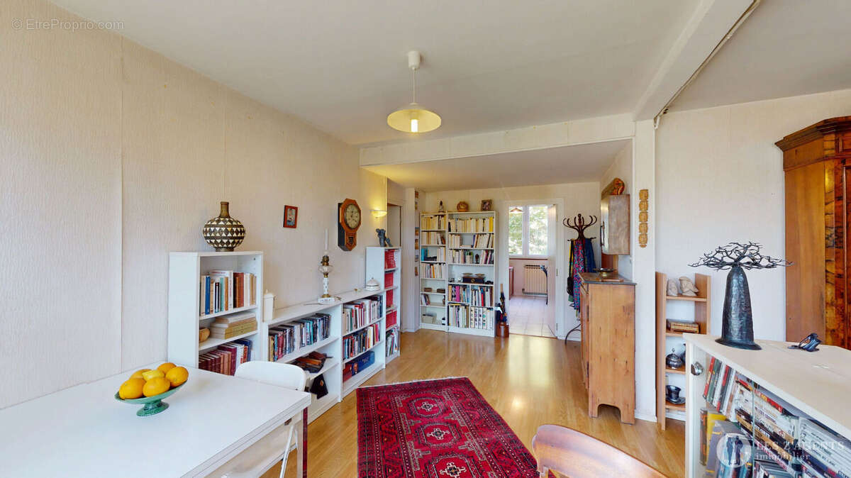 Appartement à SAINT-MARTIN-D&#039;HERES