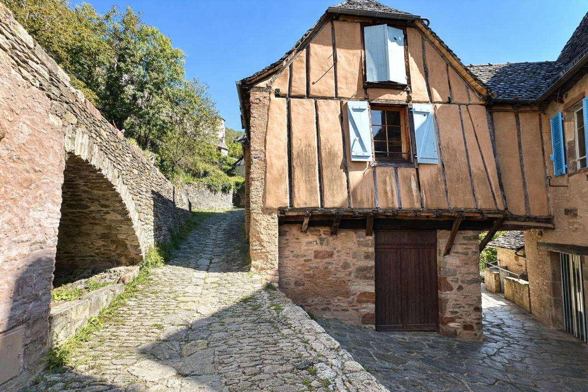 Maison de caractère au cœur de Conques-en-Rouergue  - photo 15