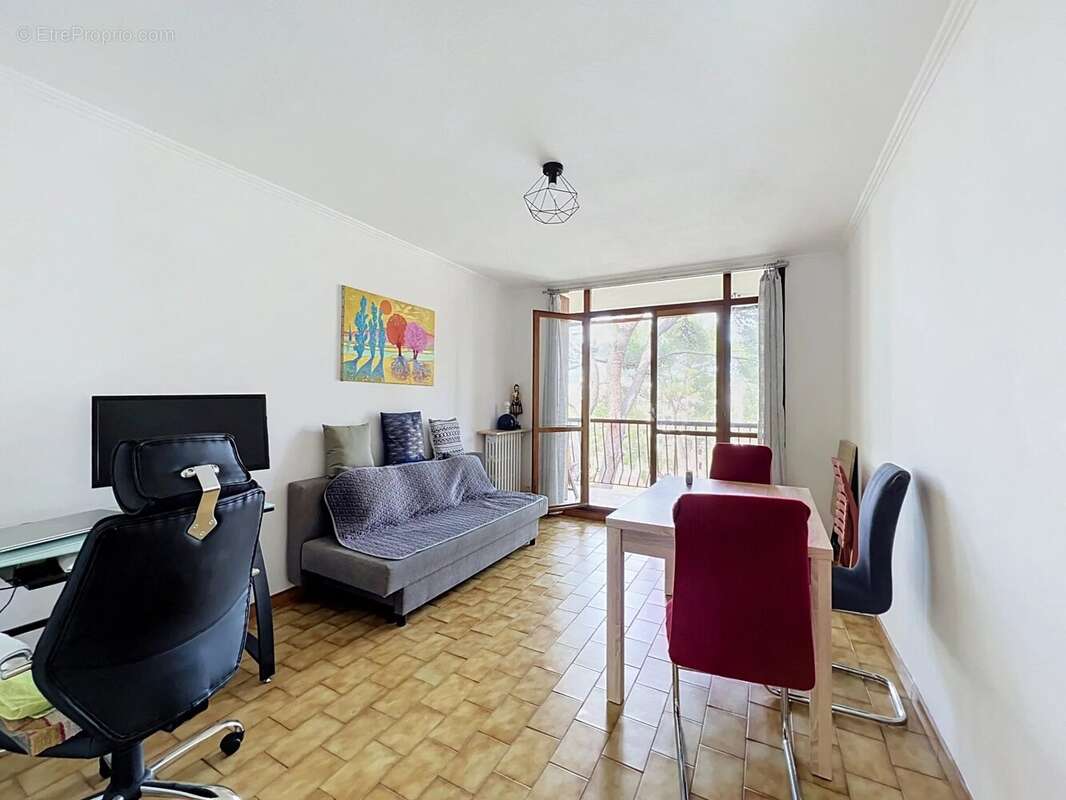 Appartement à LE CANNET
