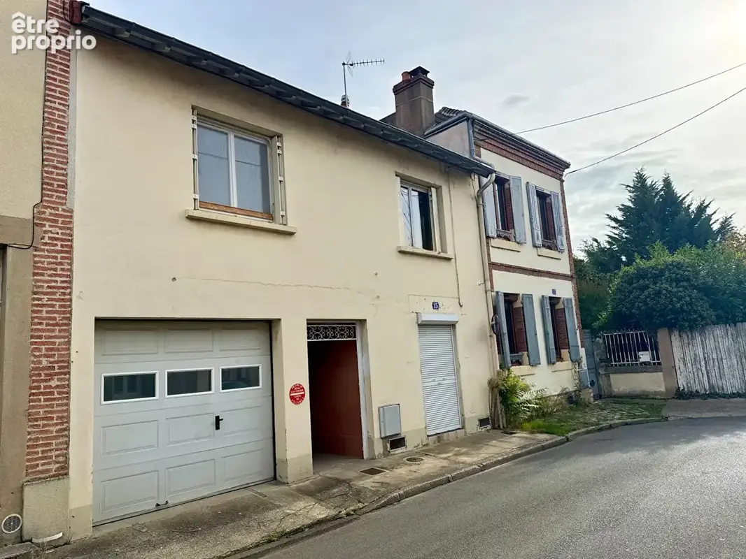 Maison Moulins 4 pièce(s) 109 m2 - photo 1