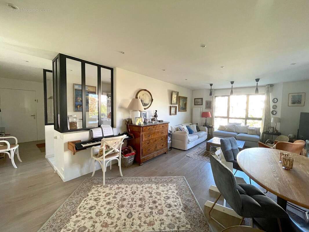 Appartement à PUTEAUX