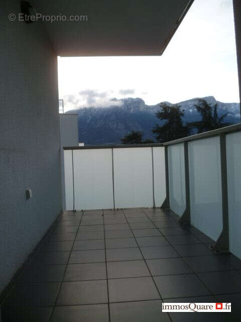 Appartement à SAINT-EGREVE