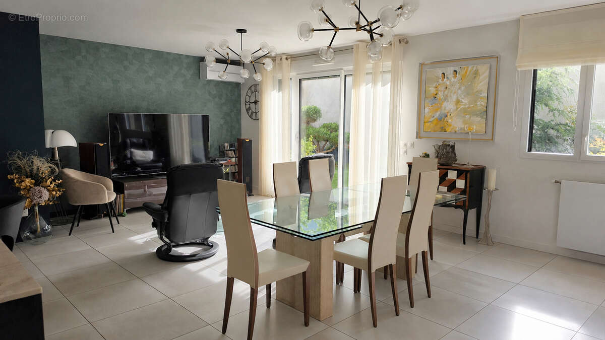 Appartement à TASSIN-LA-DEMI-LUNE