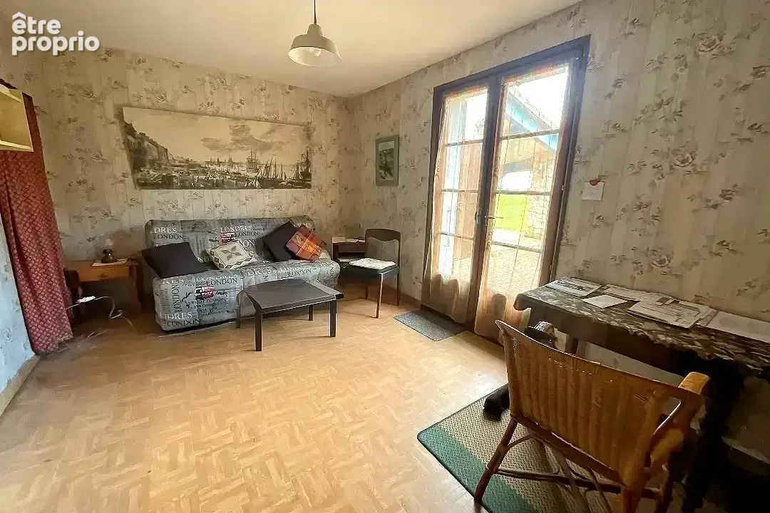 Maison de caractère avec  6 chambres, piscine et bel espace extérieur - photo 12