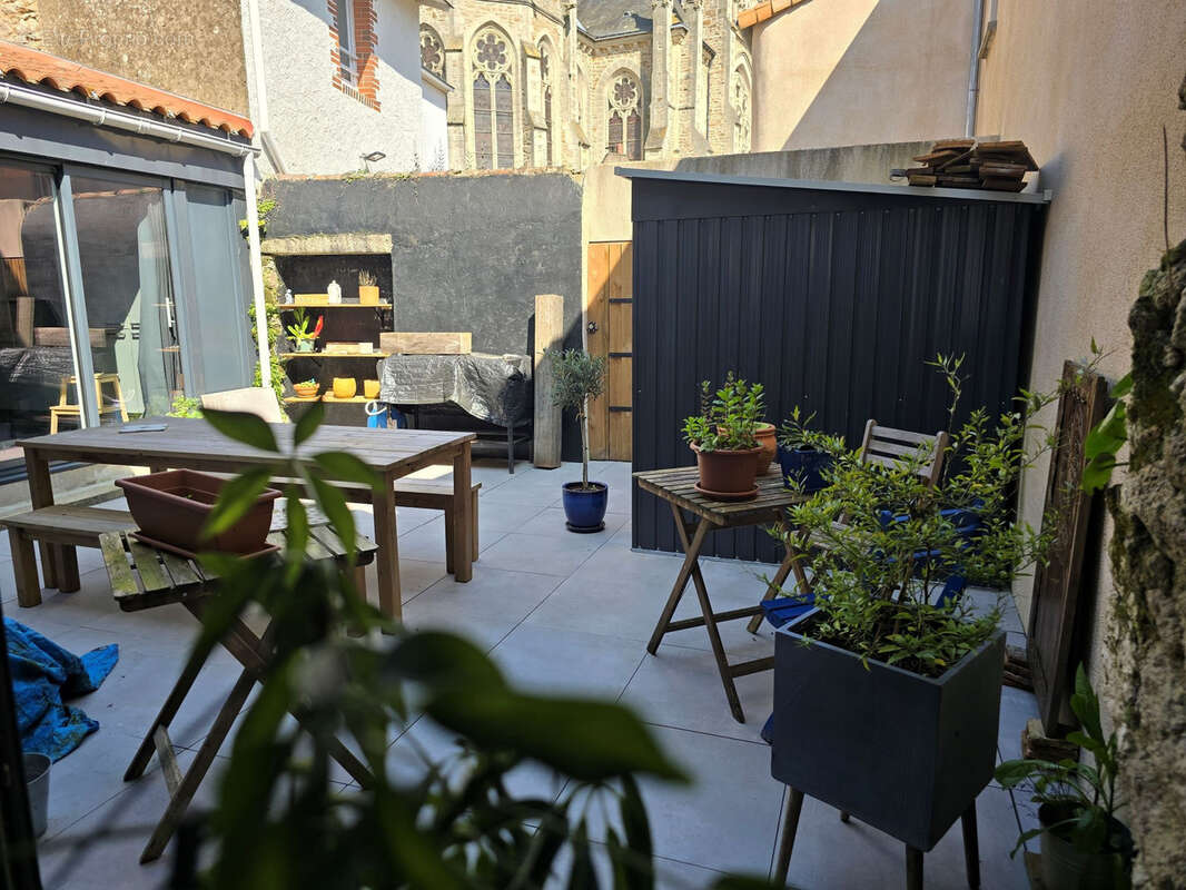 Maison à AIGREFEUILLE-SUR-MAINE