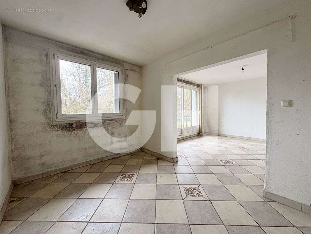 Appartement à ROUSIES