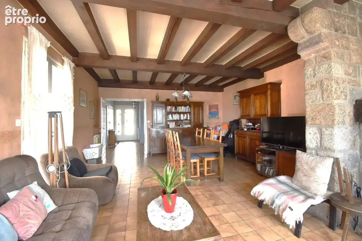Maison à vendre 7 pièces SAINT AGREVE (07) - photo 5