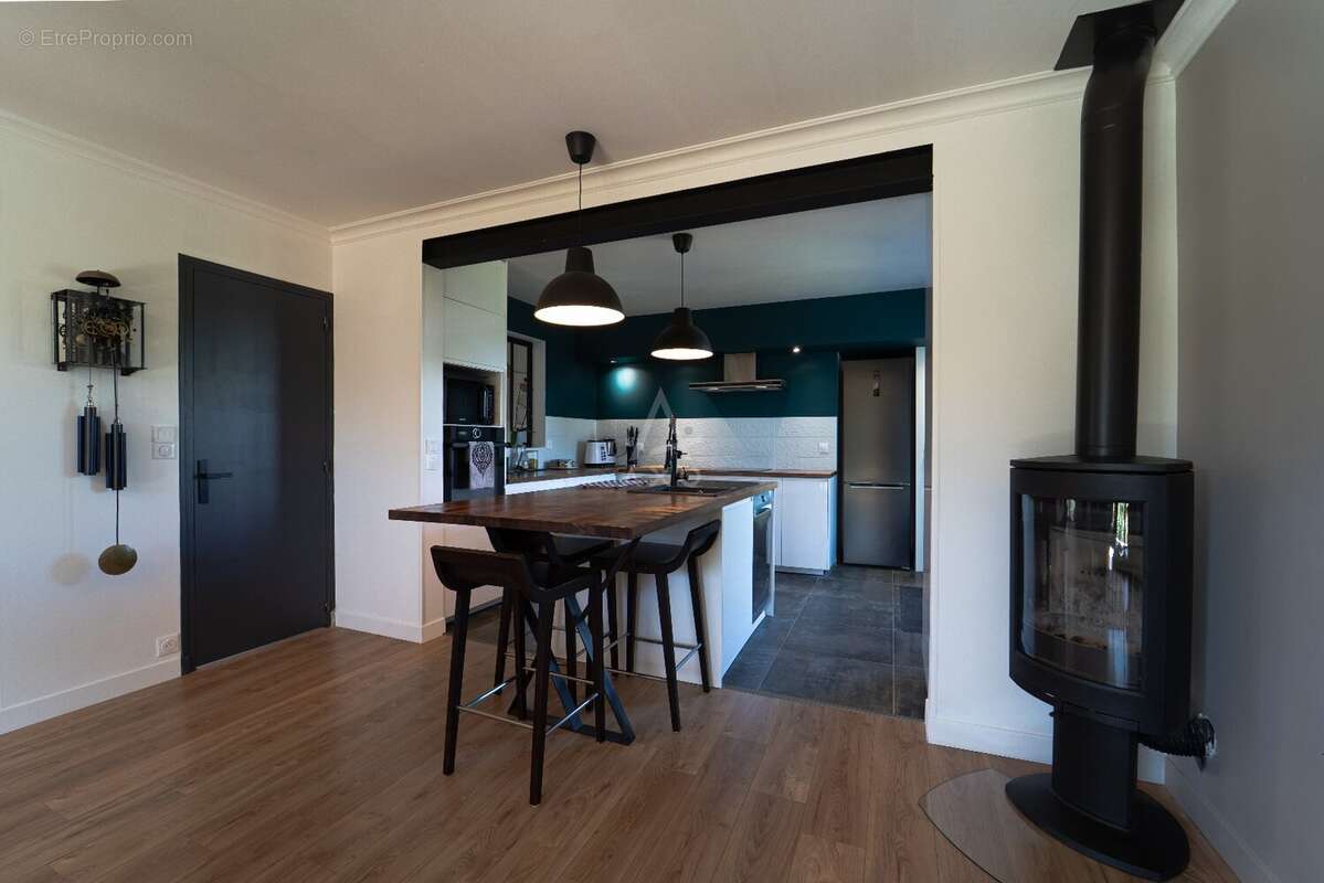 Maison à SAINT-PIERRE-DU-MONT