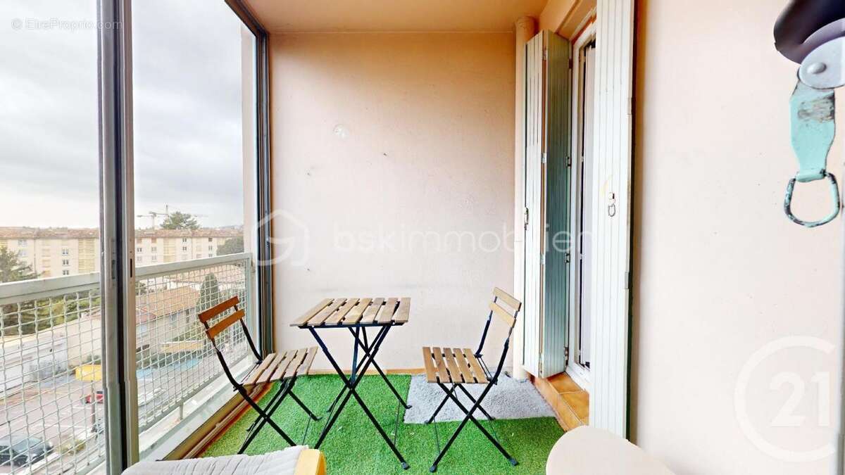 Appartement à NIMES