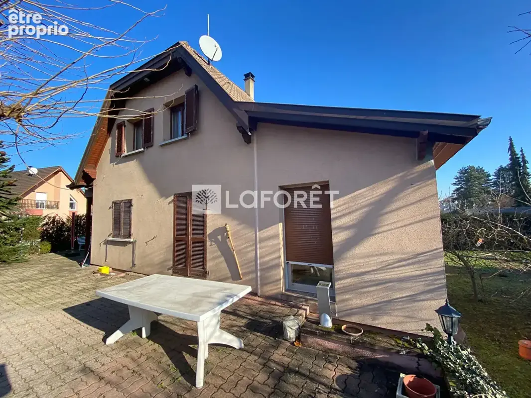 Maison Saint Louis 5 pièce(s) 143 m2 - photo 3