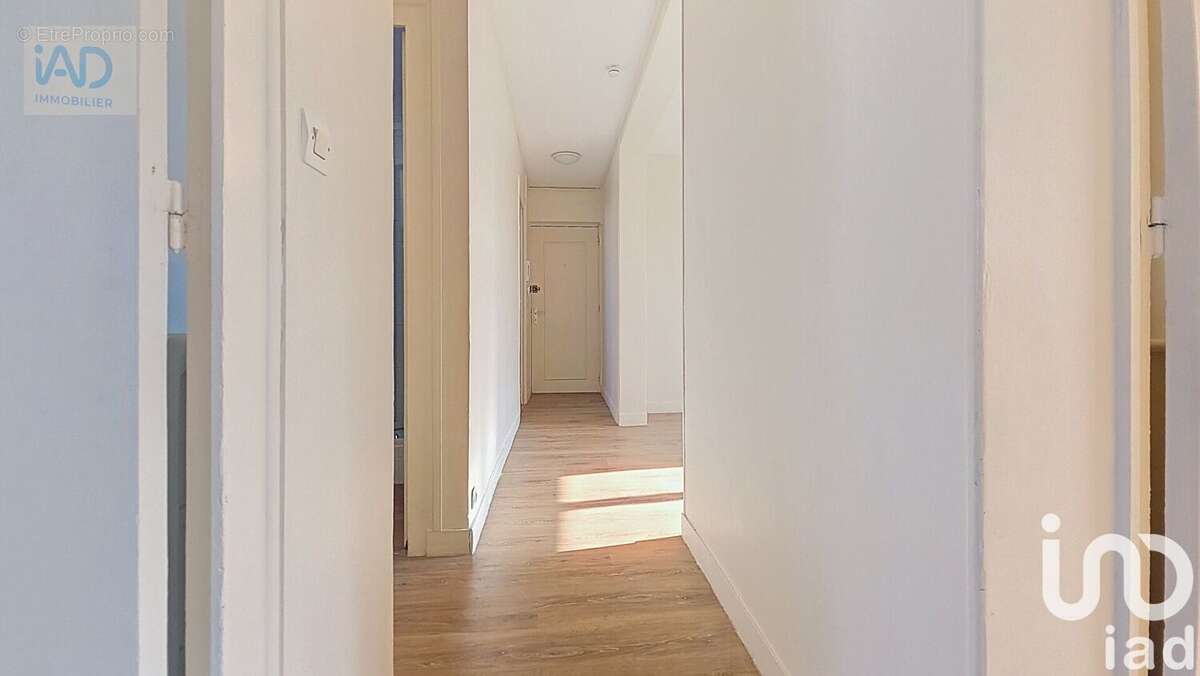 Photo 7 - Appartement à SAINT-JEAN-DE-LA-RUELLE