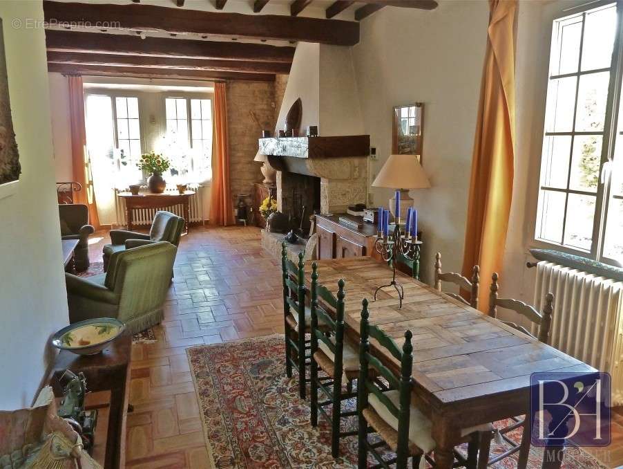 Maison à LE BARROUX