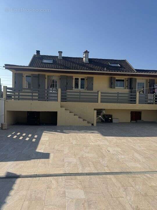 Maison à ENGENVILLE