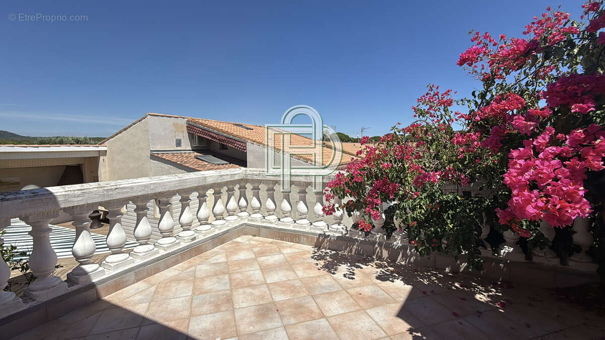 Villa T5 de 200m2 avec prestations haut de gamme à Gruissan - photo 6