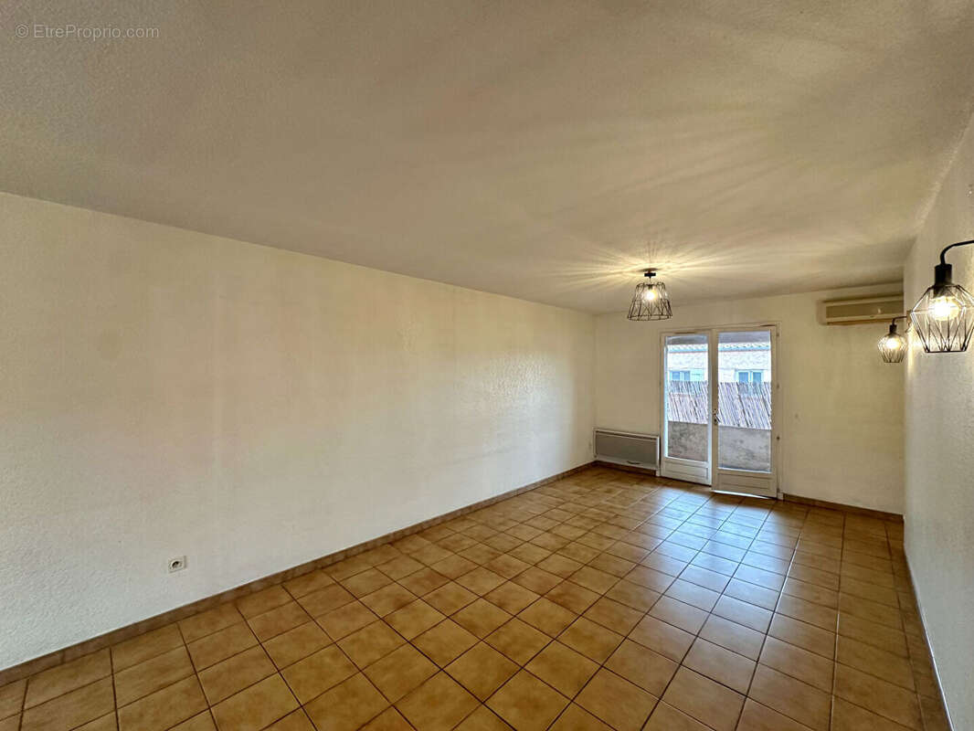 Appartement à LE LUC