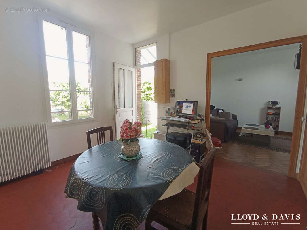 Maison 95 m² à Sens  - photo 7