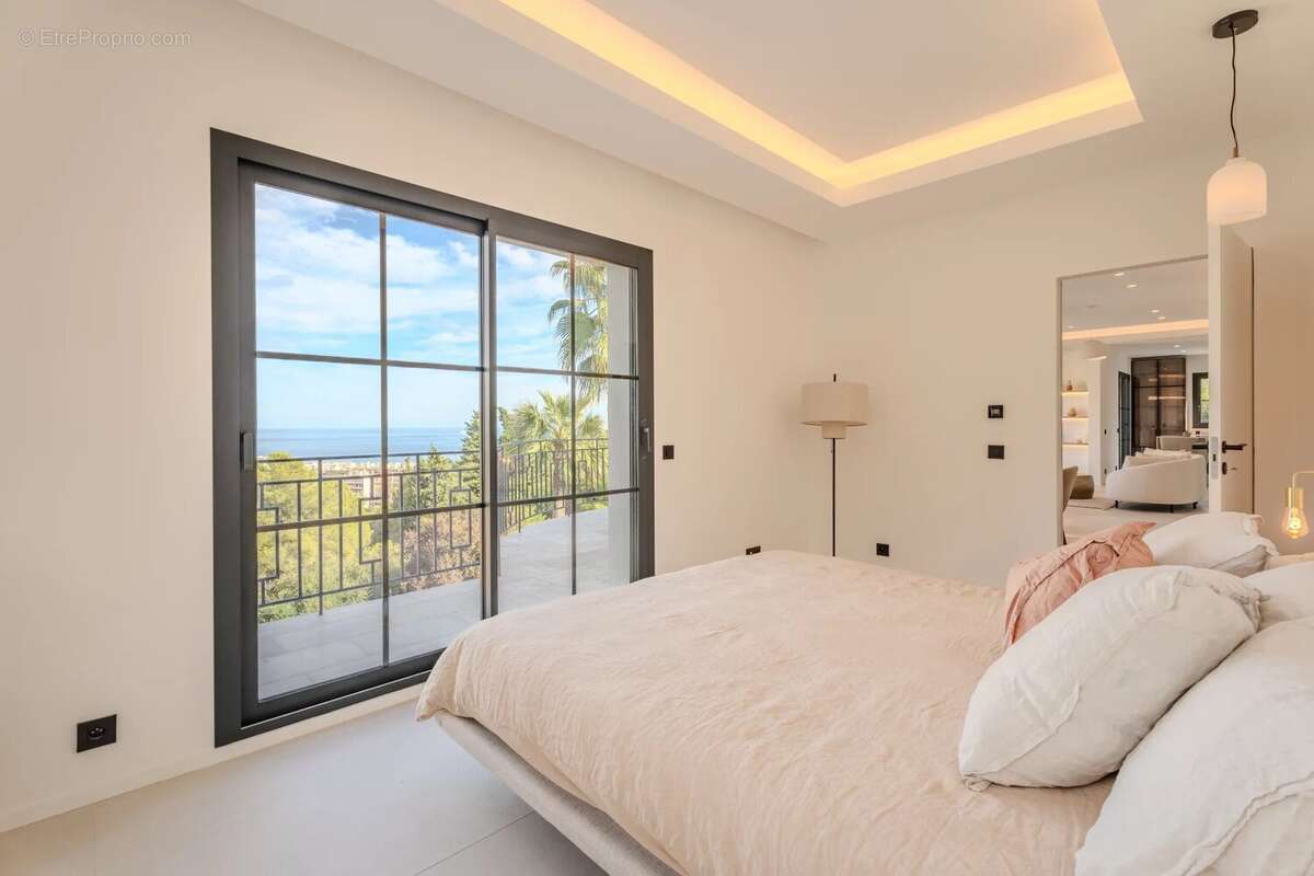 Maison à ROQUEBRUNE-CAP-MARTIN