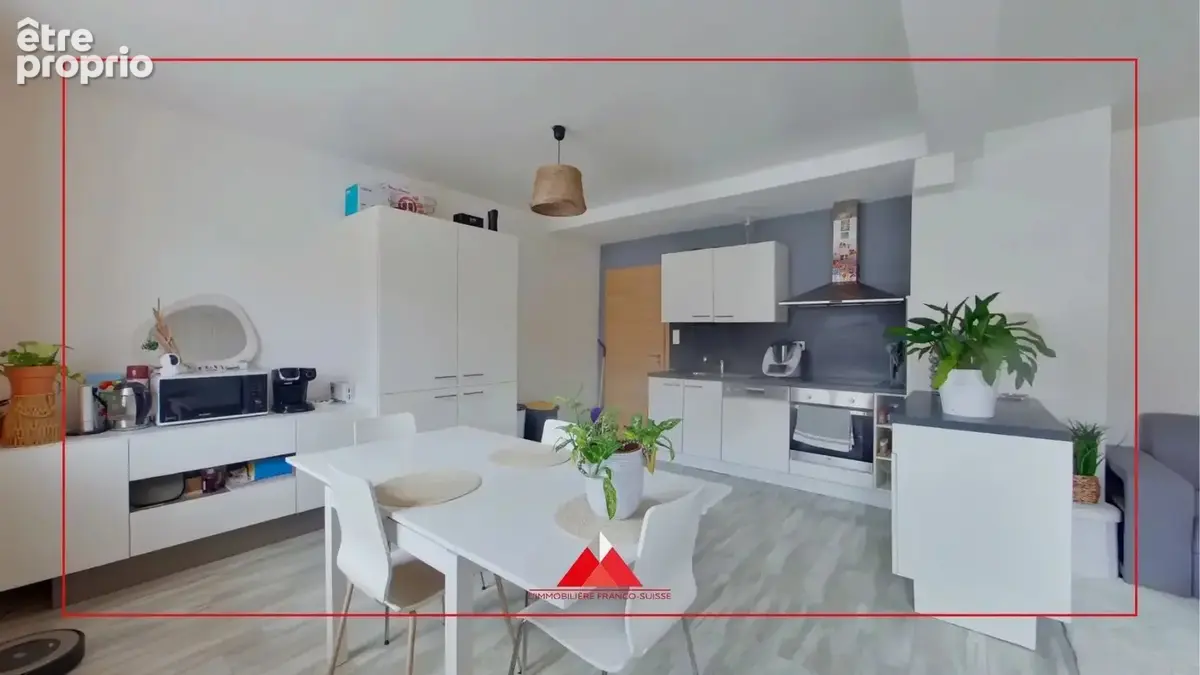 Appartement à MOUTHE