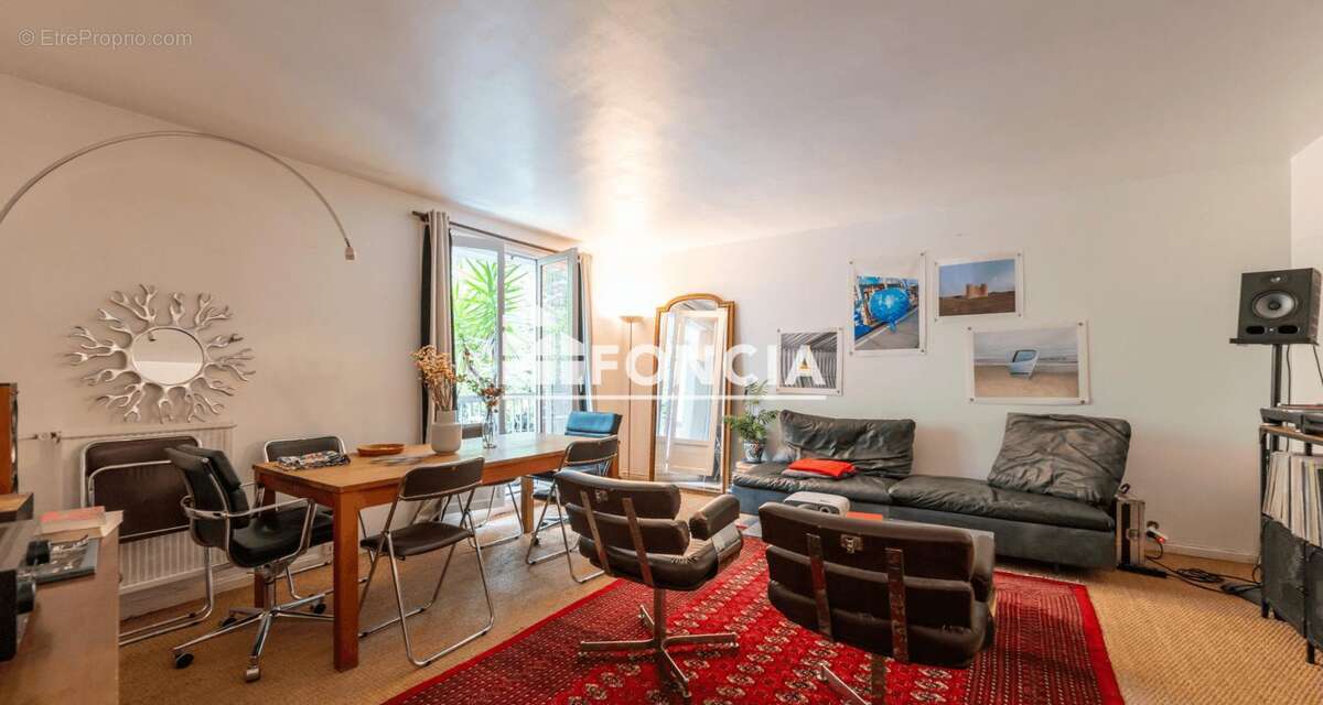 Appartement à PARIS-12E