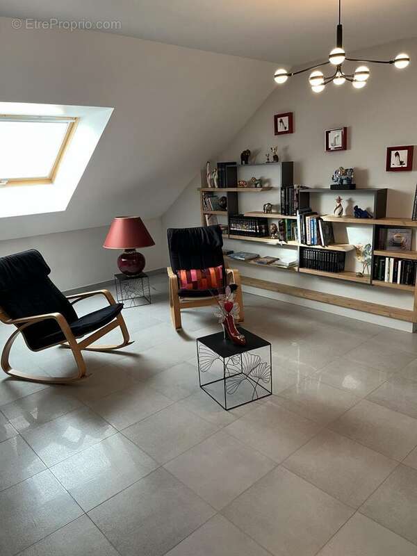 Maison 205 m² à Epernay  - photo 7