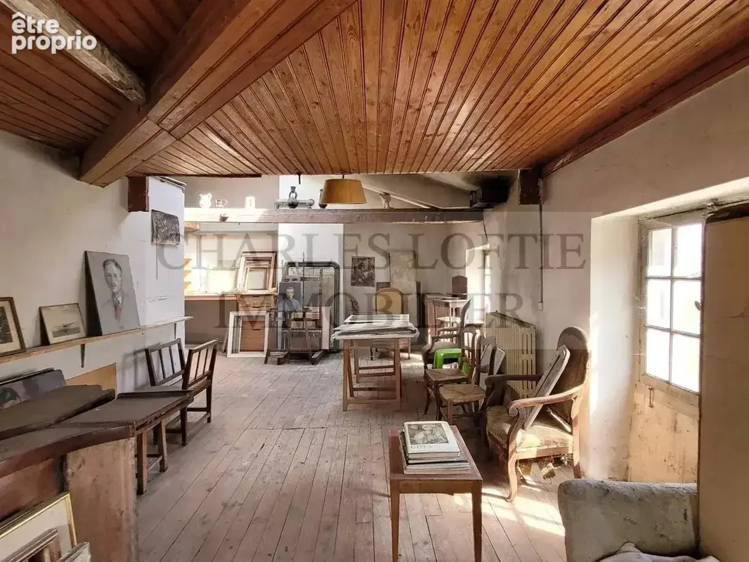 Maison de ville avec terrasse et vue sur le Lot - photo 11