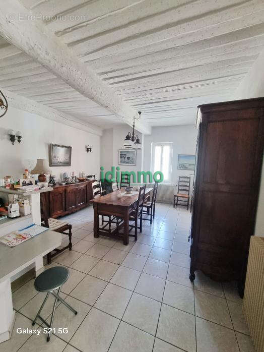 Rare Draguignan belle maison de ville F3/4 107m2 terrasse véranda 2 garages caves 267000€ dpe d - photo 13