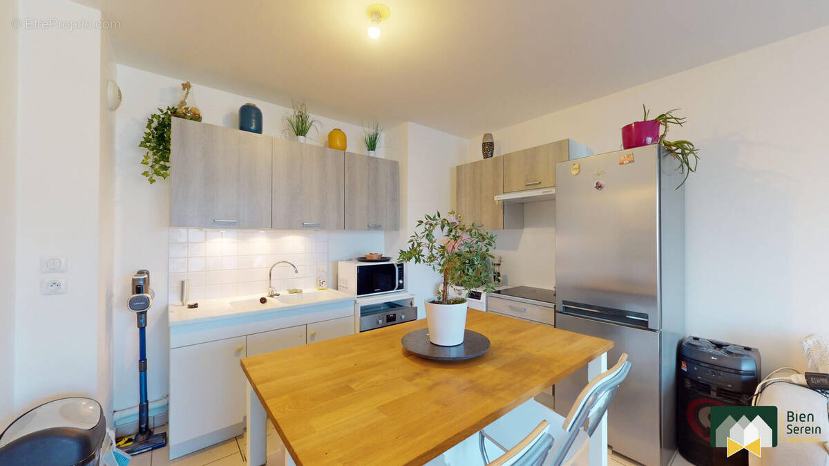 Appartement à MAINVILLIERS