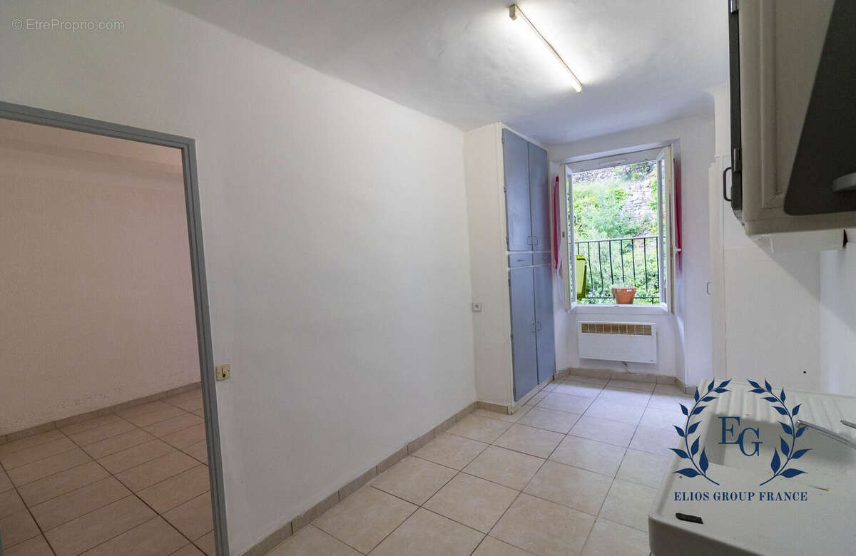 Appartement 39 m² à Barjols  - photo 3