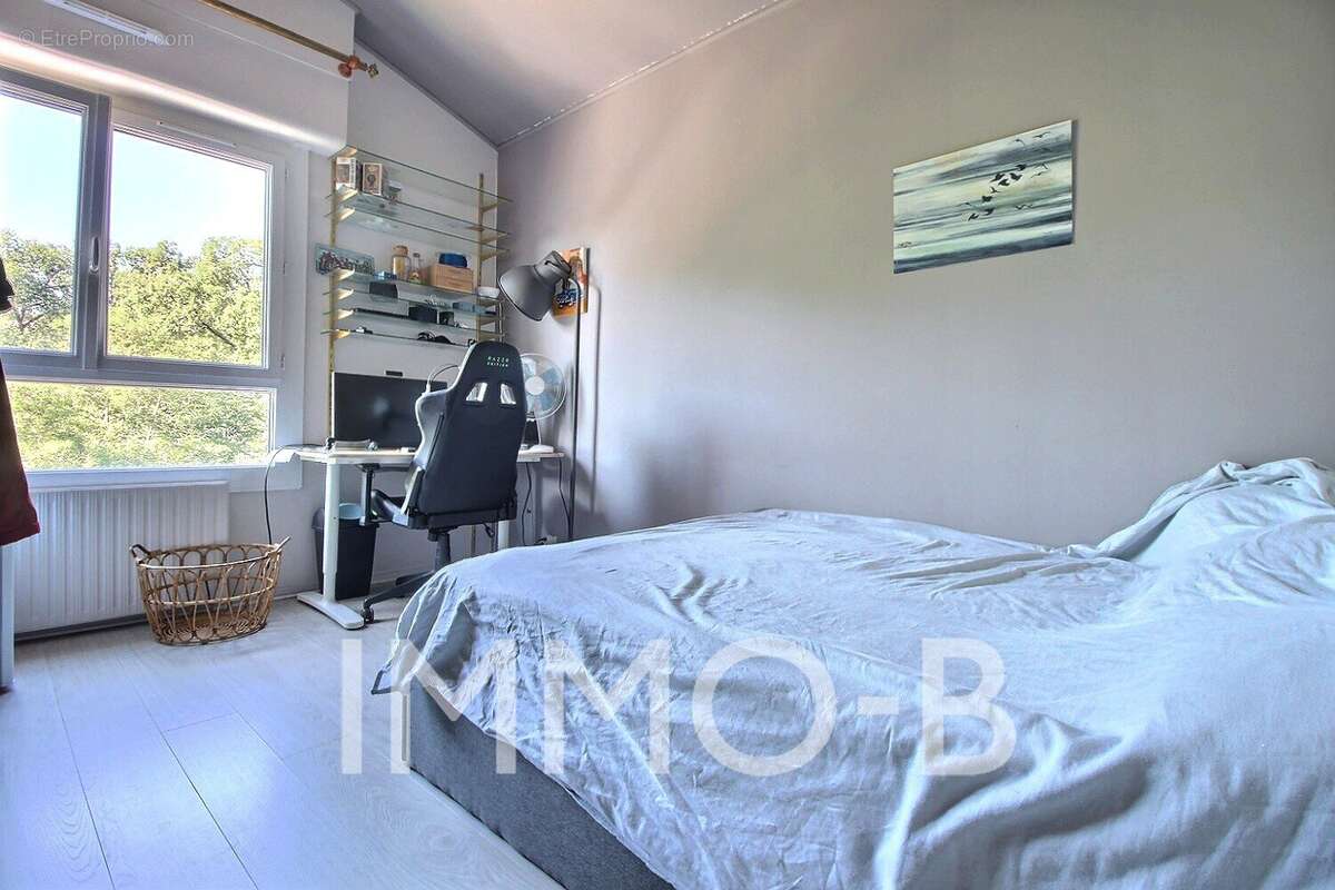 Appartement t4 - grande terrasse - photo 5