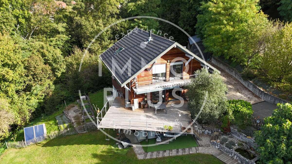 Maison à SERRIERES-EN-CHAUTAGNE