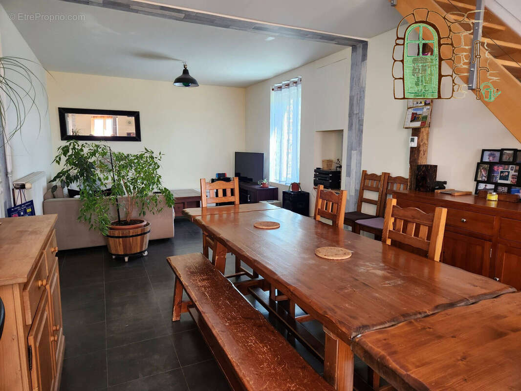 Maison 124 m² à Cormenon  - photo 2