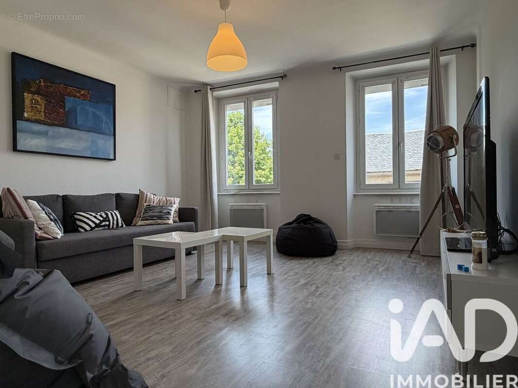 Maison 175 m² à Villefranche-De-Panat  - photo 2