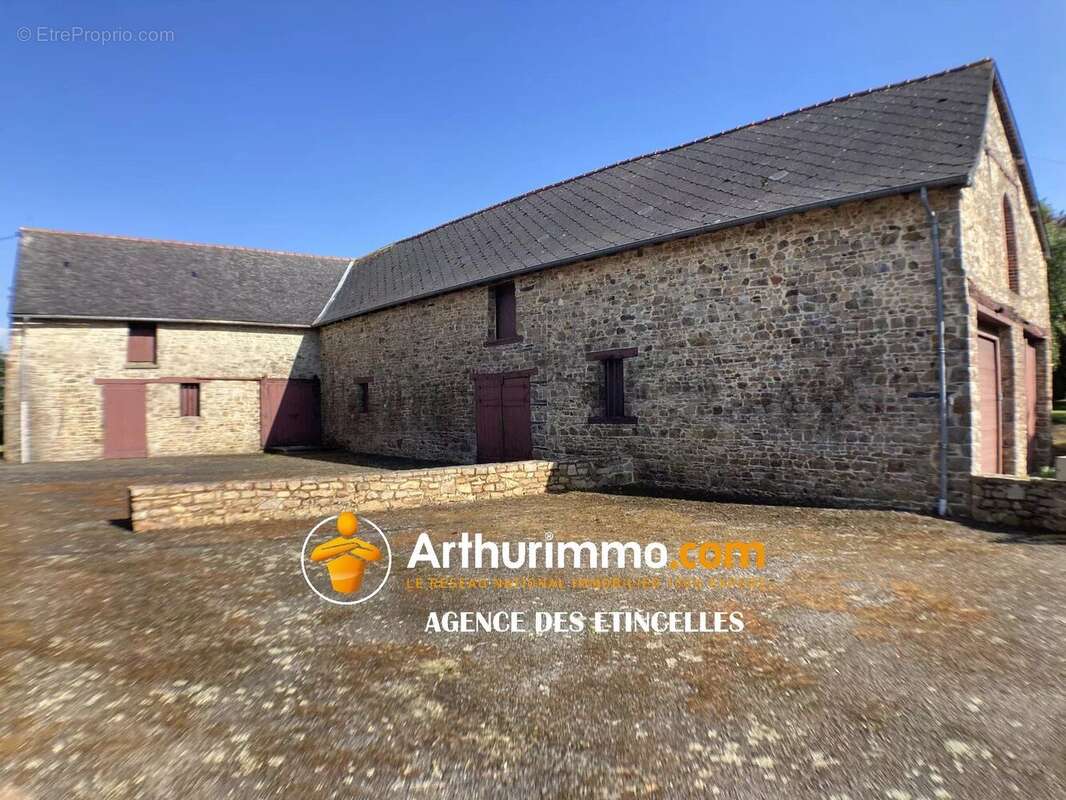 Maison à MARTIGNE-FERCHAUD