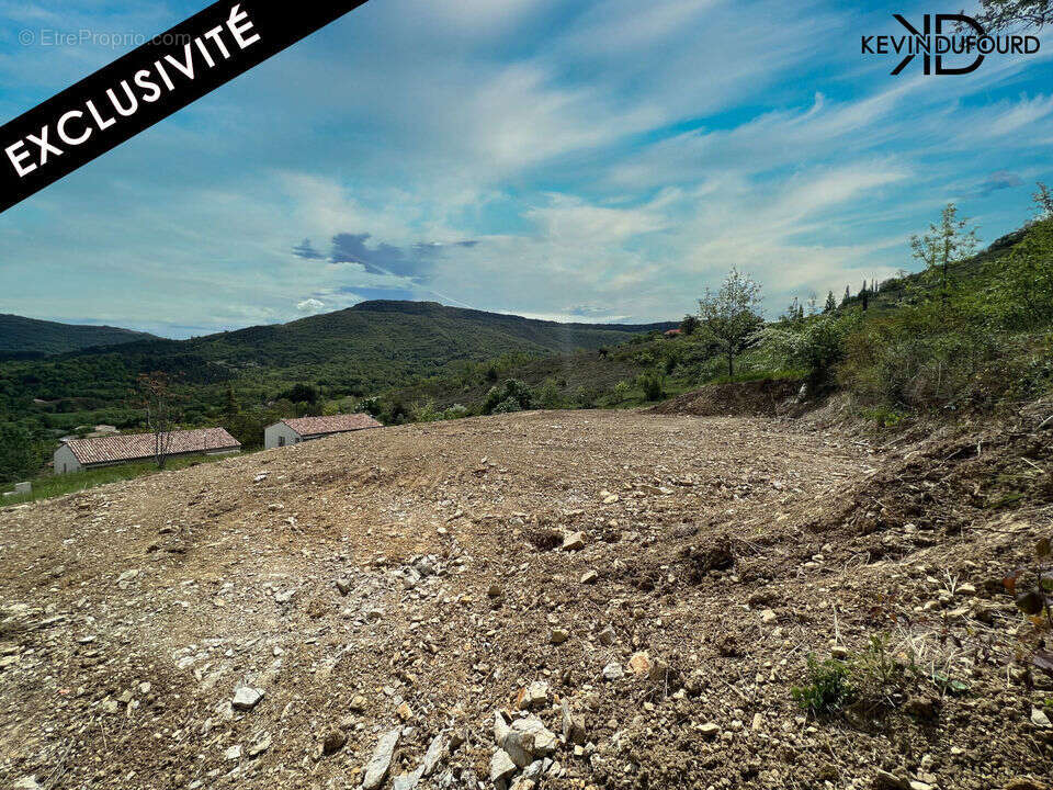 Terrain à ALISSAS