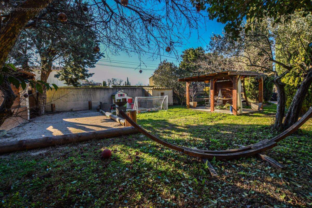 Maison à ROCHEFORT-DU-GARD
